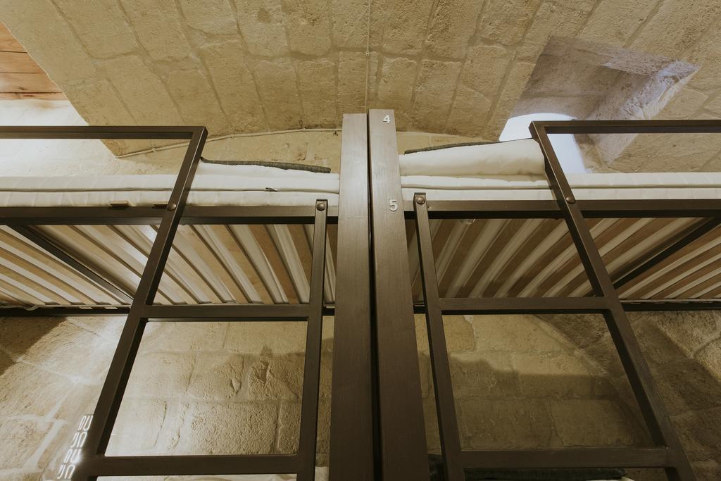 Ostello Dei Sassi - Rooms And Beds Matera Exterior photo